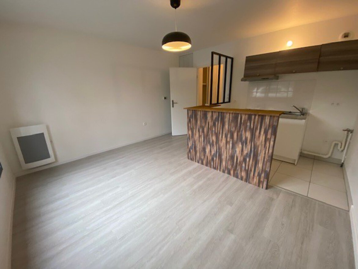 Appartement 1 pièce 27 m² Reims