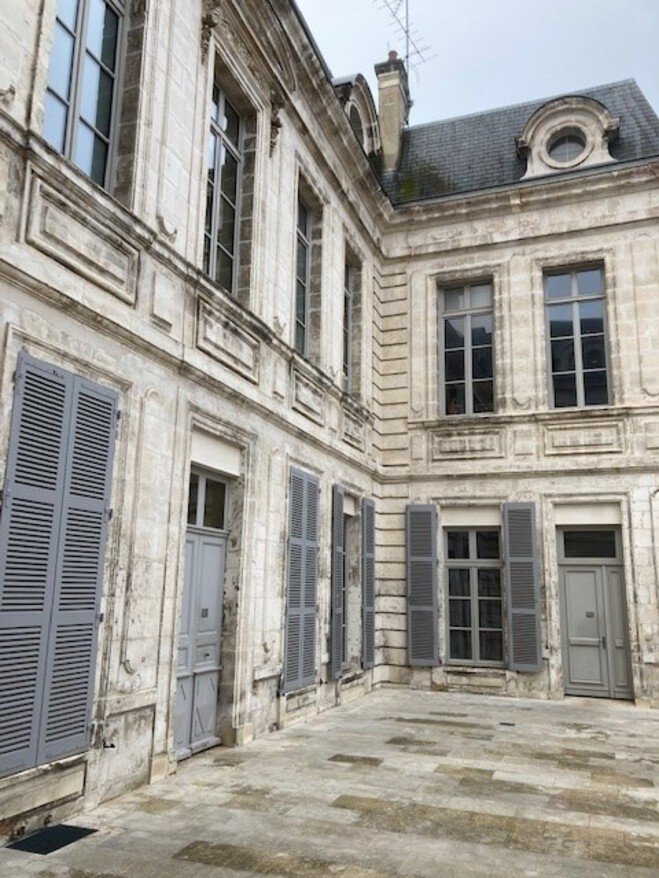Appartement 2 pièces 56 m² Auxerre