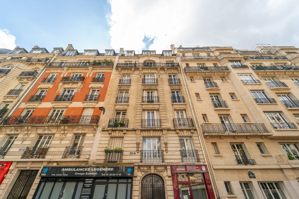 Appartement 2 pièce(s) 45 m²à vendre Paris-18e-arrondissement