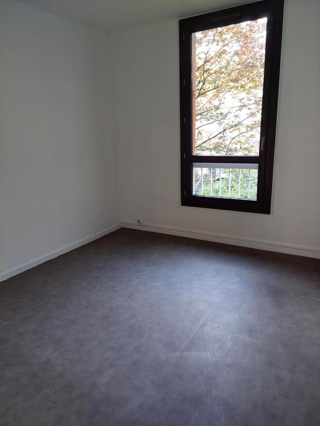 Appartement a louer  - 3 pièce(s) - 60.83 m2 - Surfyn