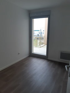Appartement a louer  - 3 pièce(s) - 61.95 m2 - Surfyn