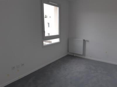 Appartement a louer persan - 3 pièce(s) - 61.06 m2 - Surfyn