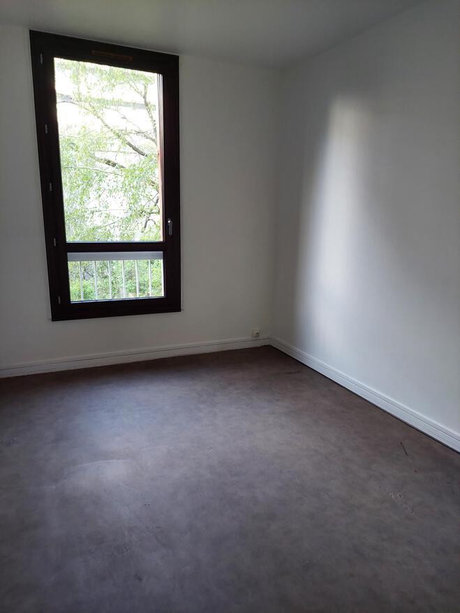 Appartement a louer  - 3 pièce(s) - 60.83 m2 - Surfyn