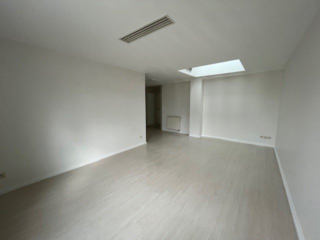 Appartement a louer paris-8e-arrondissement - 3 pièce(s) - 60 m2 - Surfyn