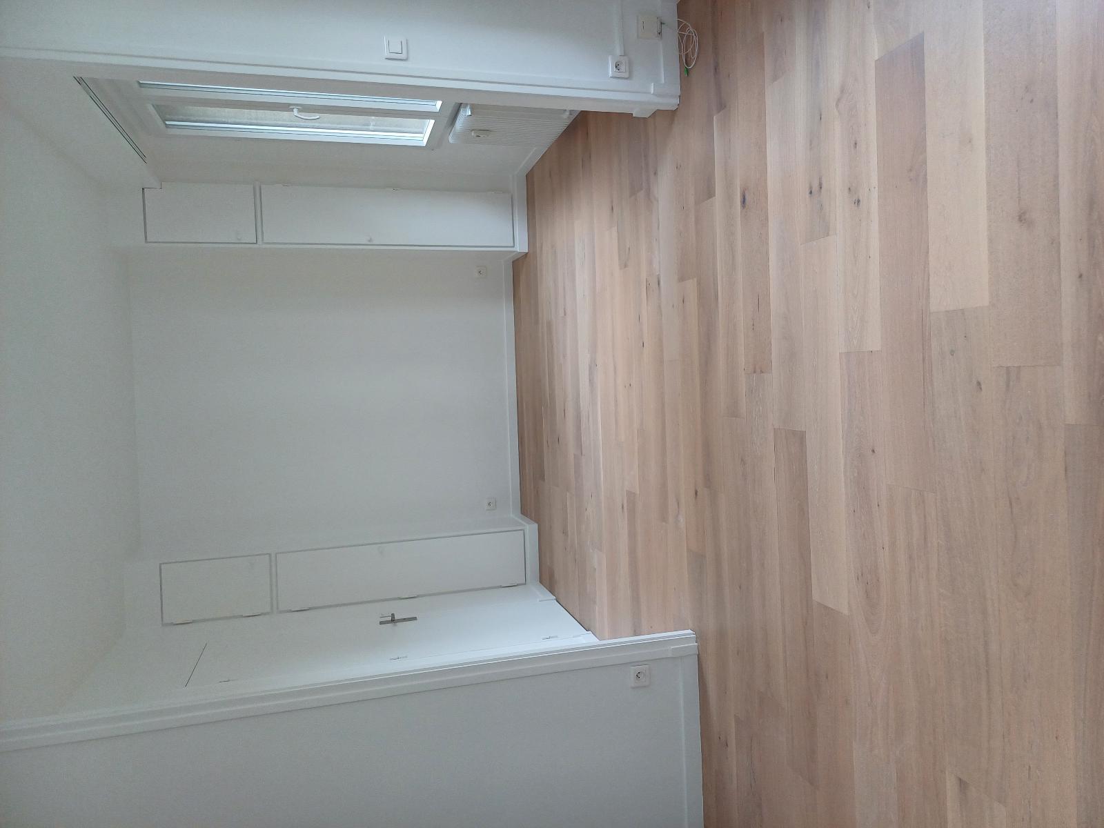 Appartement a louer  - 1 pièce(s) - 33.2 m2 - Surfyn