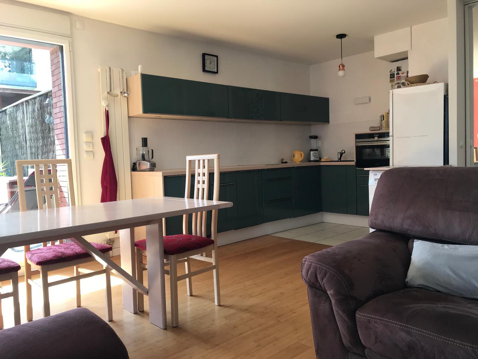Appartement a louer  - 3 pièce(s) - 61.85 m2 - Surfyn