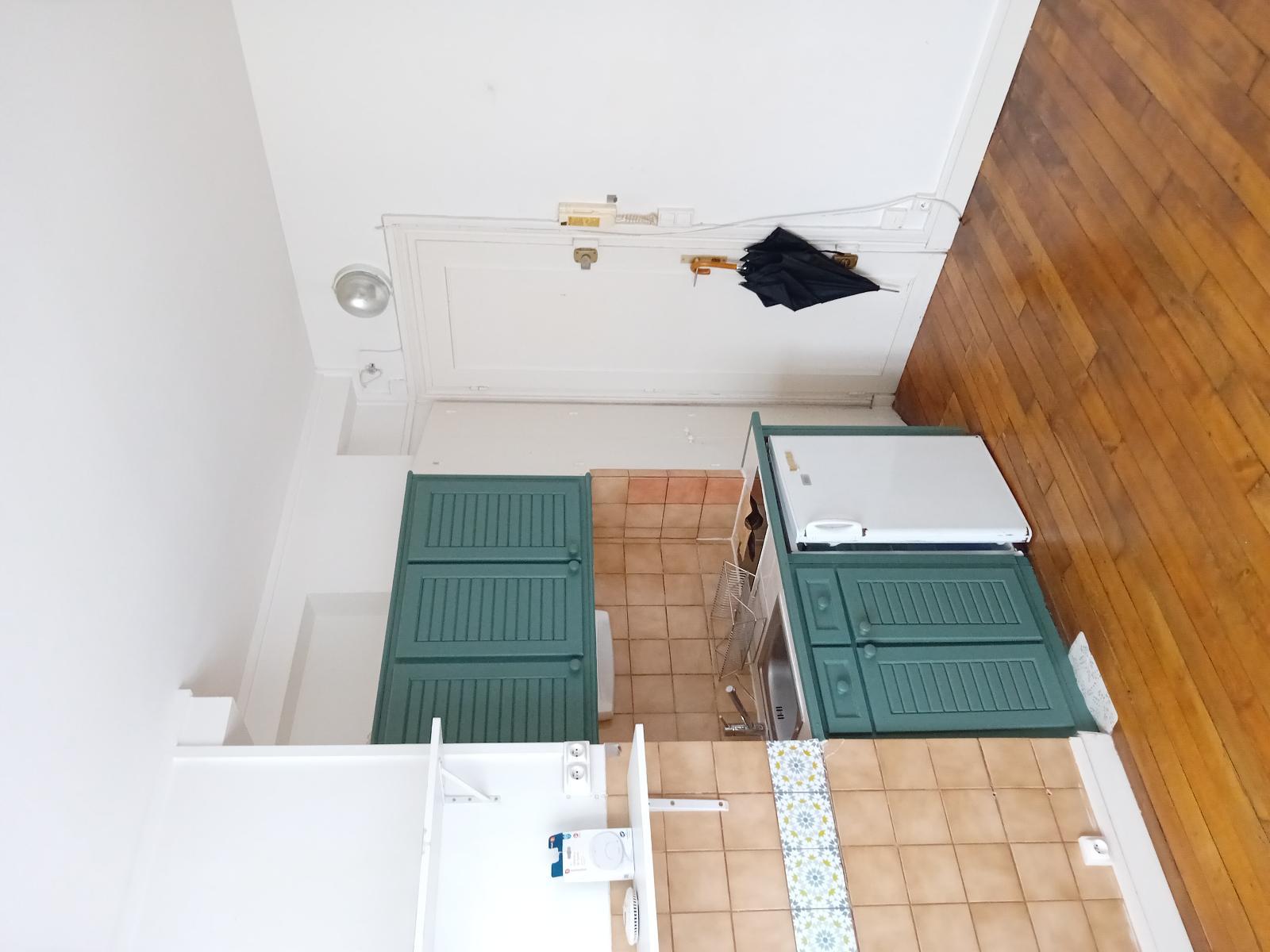 Appartement 1 pièce(s) 15.46 m²à louer Paris-20e-arrondissement