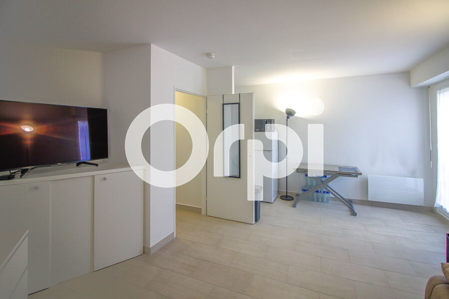 Appartement a louer pontoise - 1 pièce(s) - 29.66 m2 - Surfyn