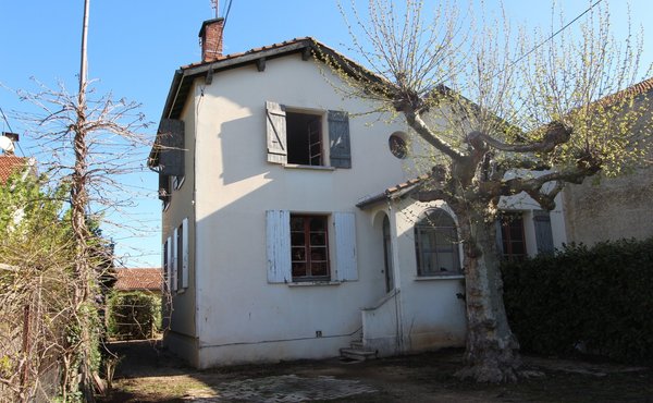 Maison à Romans Sur Isère 26100