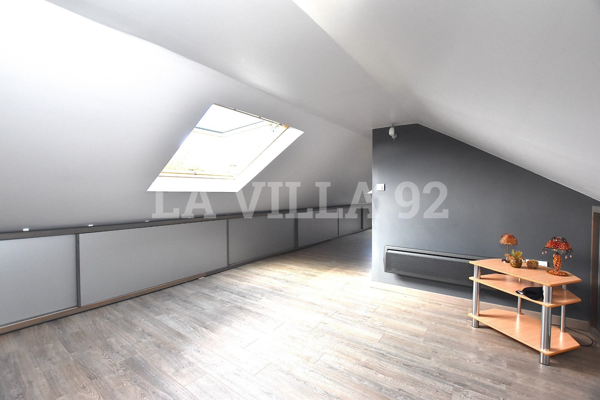 Maison a louer villeneuve-la-garenne - 8 pièce(s) - 136 m2 - Surfyn
