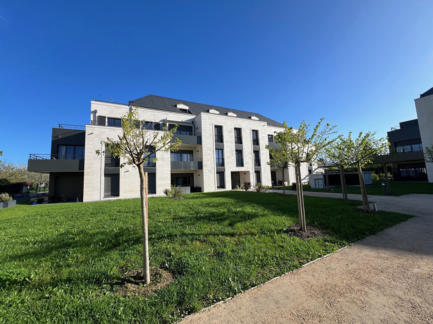 Appartement 3 pièces 78 m² Saint-Cyr-sur-Loire