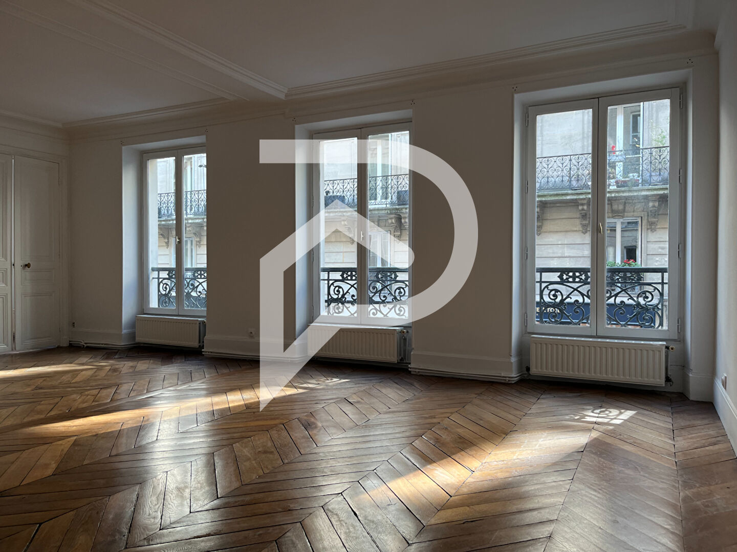 Appartement 3 pièce(s) 87.3 m²à louer Paris-6e-arrondissement