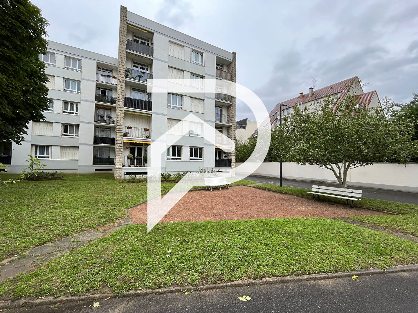 Appartement 4 pièces 70 m² Joinville-le-Pont