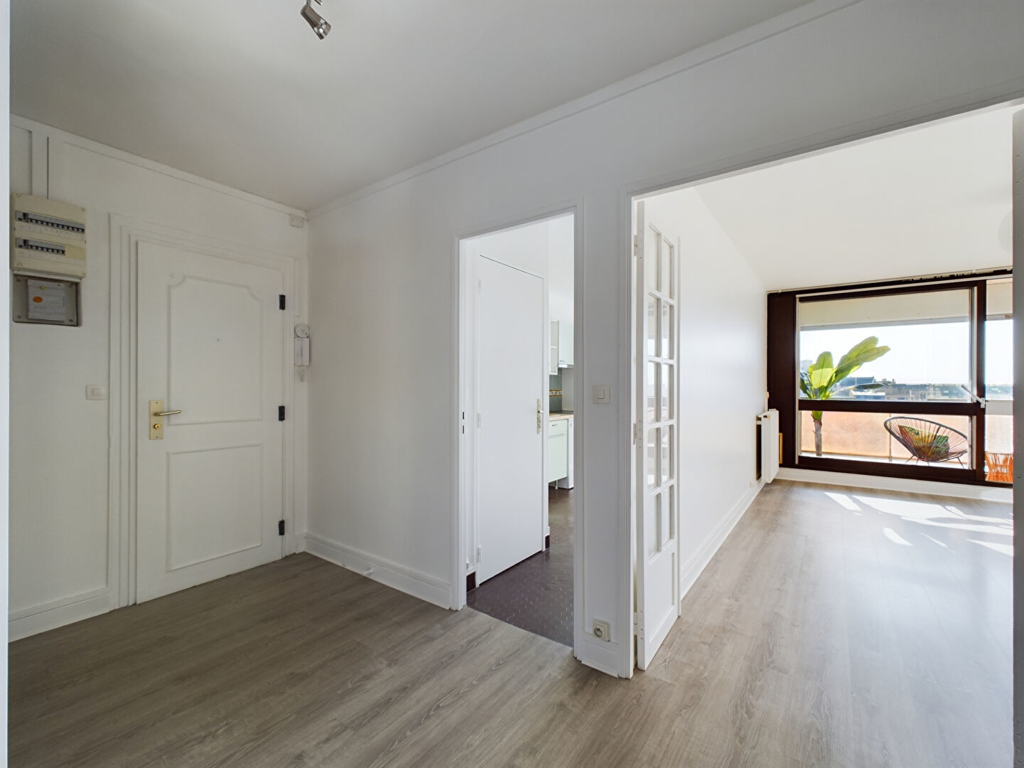 Appartement a louer paris-20e-arrondissement - 4 pièce(s) - 92 m2 - Surfyn