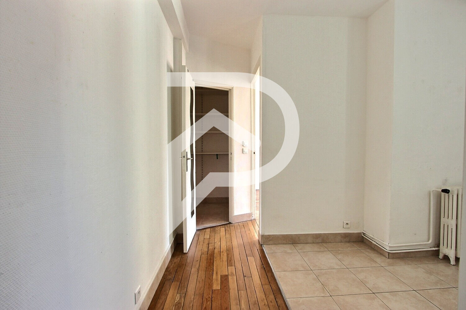 Appartement a vendre  - 1 pièce(s) - 27.24 m2 - Surfyn