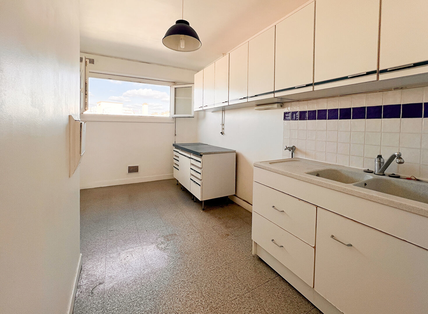 Appartement a louer vanves - 4 pièce(s) - 77.04 m2 - Surfyn
